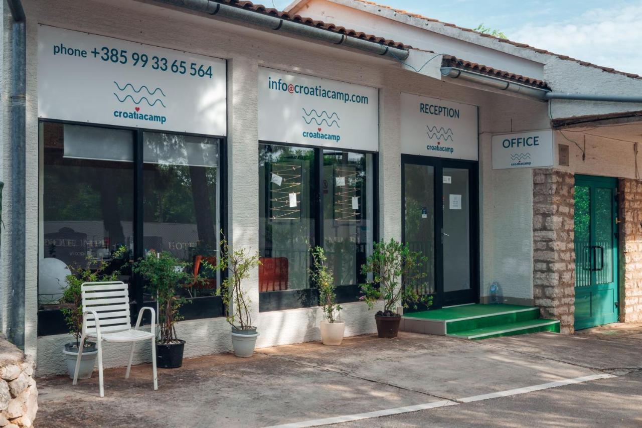 Готель Croatia Camp Premium Водице Екстер'єр фото