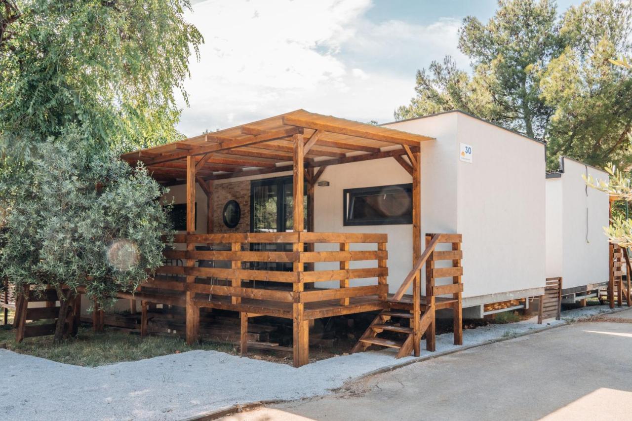 Готель Croatia Camp Premium Водице Екстер'єр фото