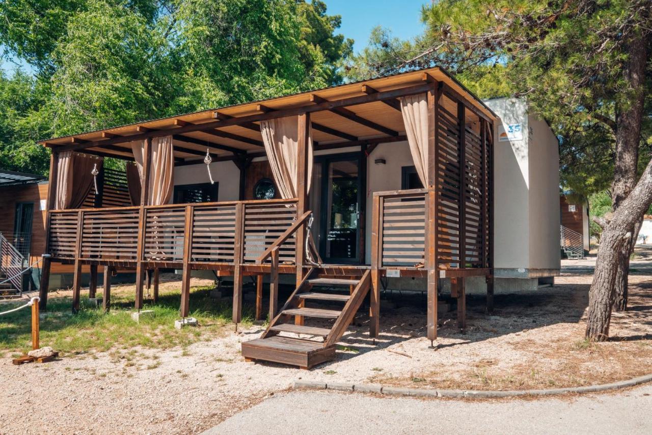 Готель Croatia Camp Premium Водице Екстер'єр фото