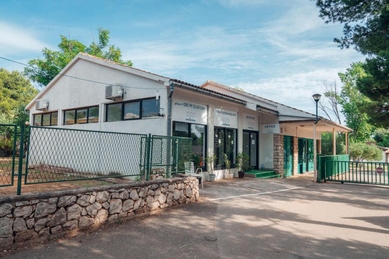Готель Croatia Camp Premium Водице Екстер'єр фото